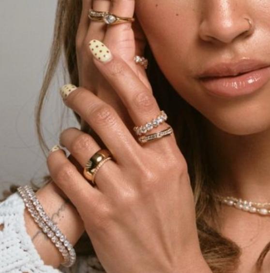 Ritz Circle Diamond Ring
