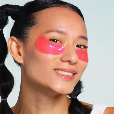 Christmas Holiday Glow All the Way Brightening Undereye Mask Set