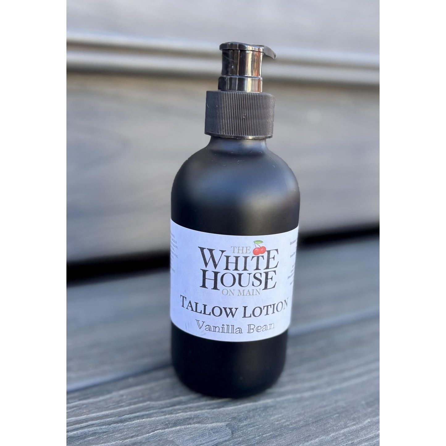 The White House on Main Tallow Lotion
