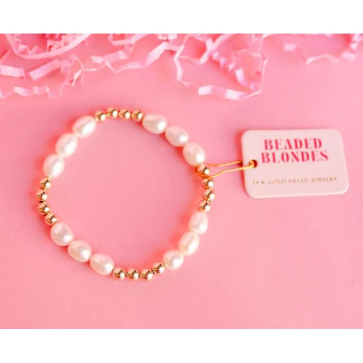 Beaded Blondes Willow Pearl Bracelet in Gold