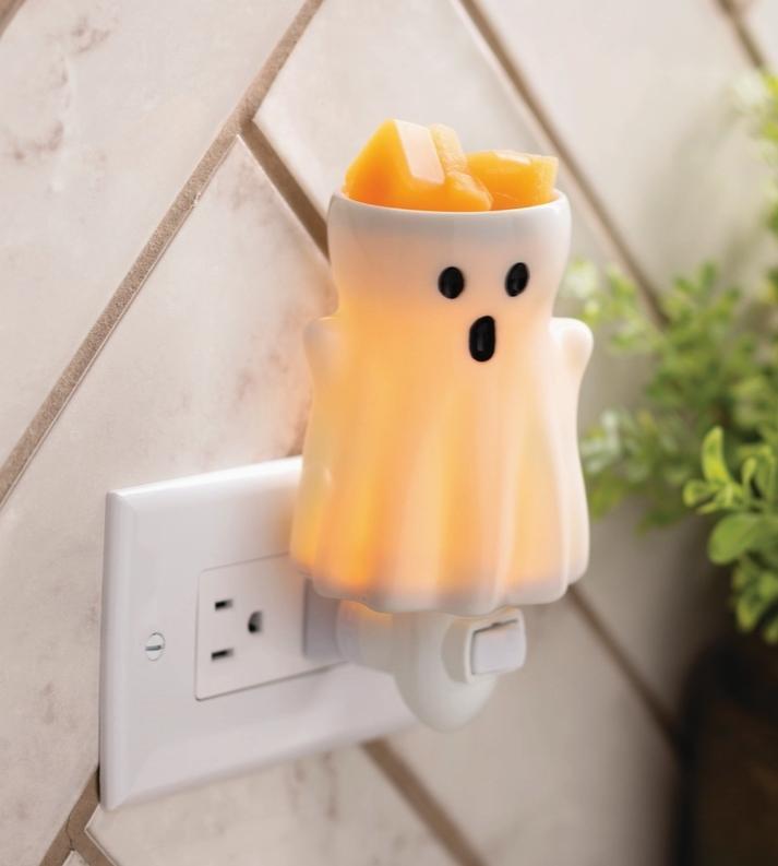 Ghost Pluggable Fragrance Warmer