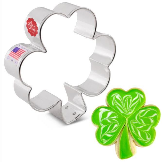 Small Shamrock Cookie Cutter