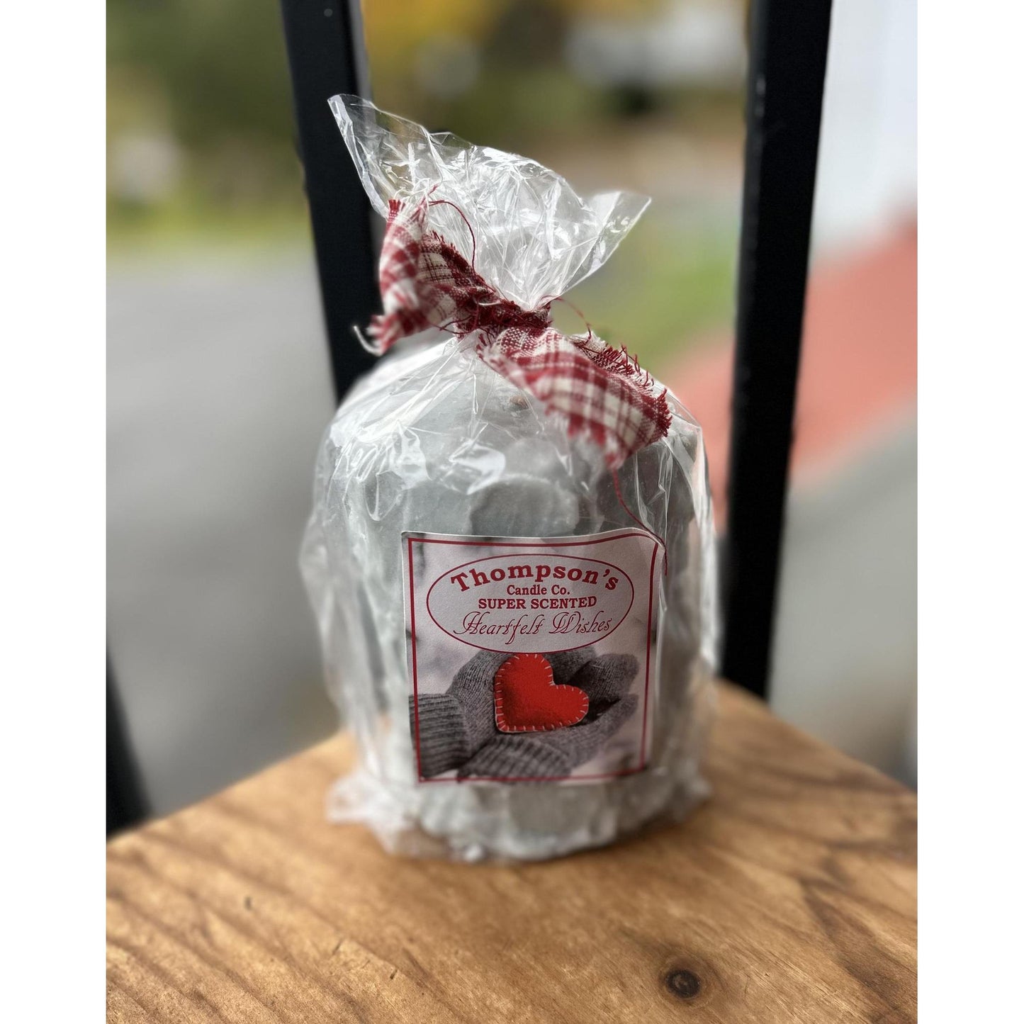 Thompson's Candle Heartfelt Wishes Medium Chunk Candle