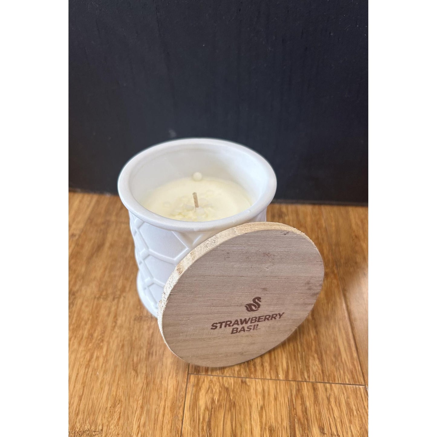 Strawberry Basil Candle (6 oz)