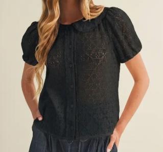 Peter Pan Collar Diamond Knit Blouse