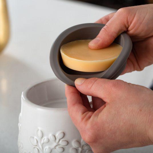Porcelain Ridges Flip Dish Wax Warmer