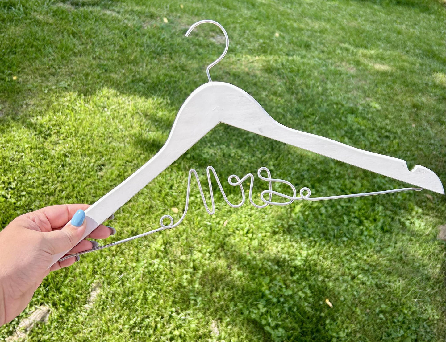 Mrs. Dress Hanger