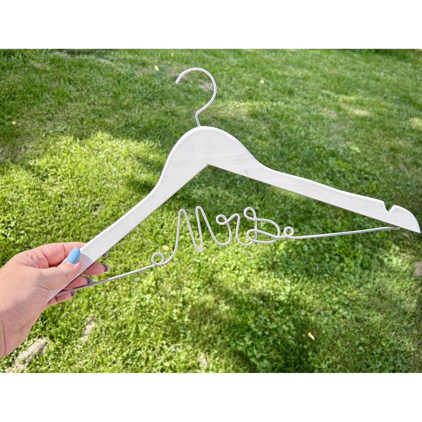 Mrs. Dress Hanger