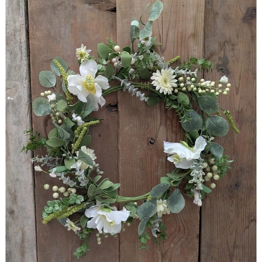 Hibiscus and Daisy Wreath