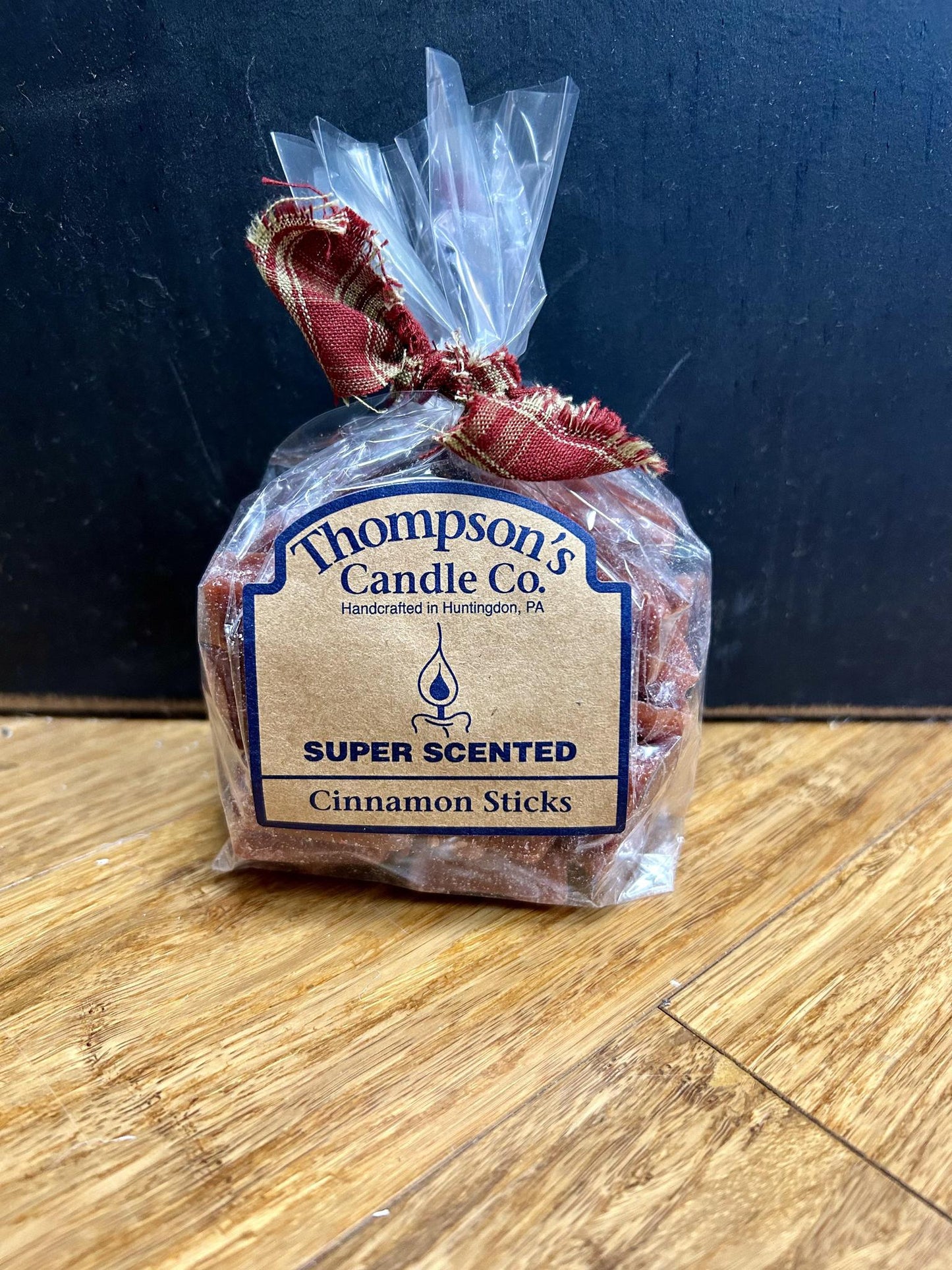 Thompson's Candle Cinnamon Sticks Crumble Melts