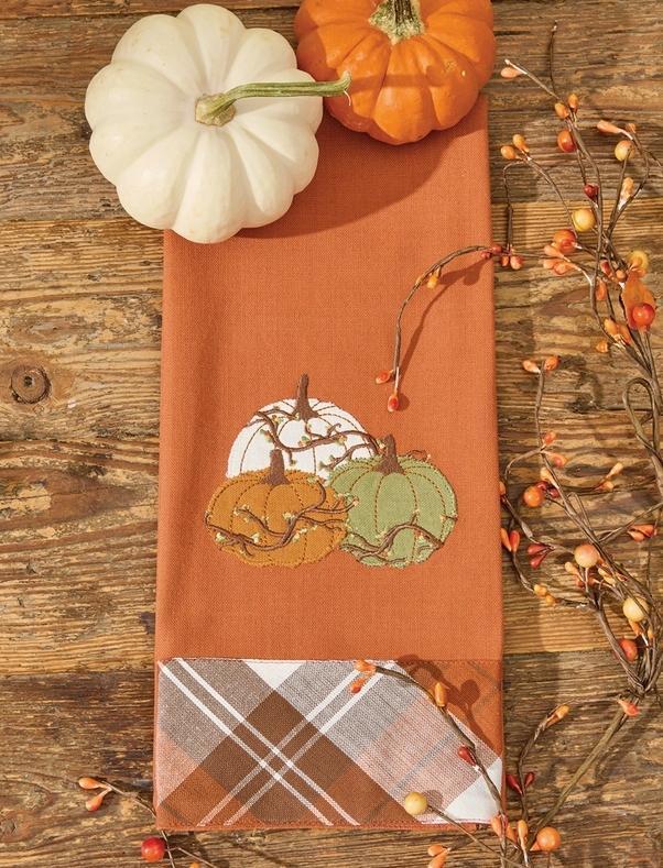 Park Design Heirloom and Bittersweet Decorative Dishtowel