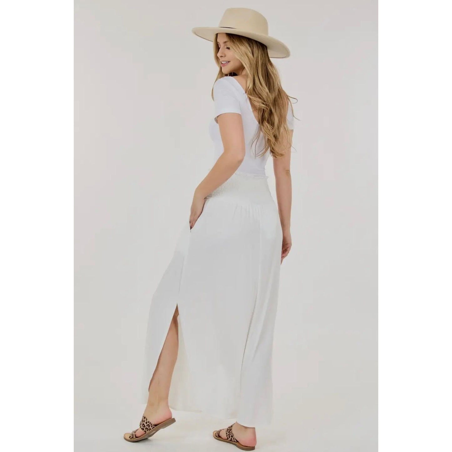 Maxy Skirt with Elastic Waist and Pockets (Ivory)