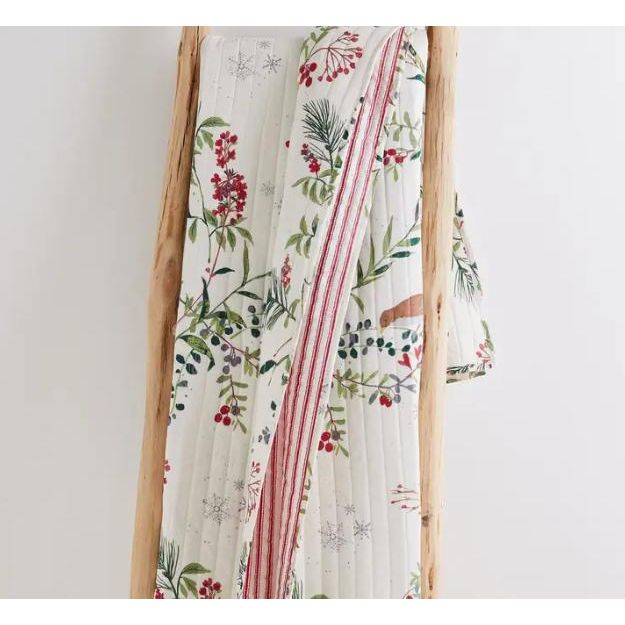 Winterberry Forest Quilted Throw Blanket