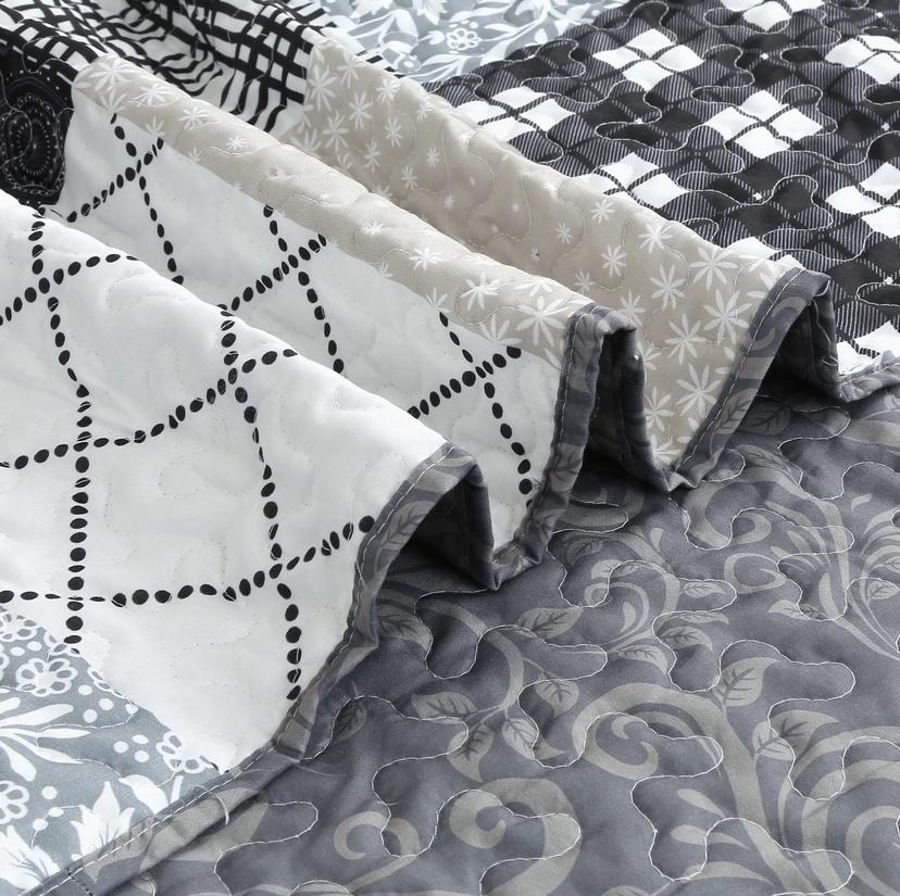 "Paisley Patchwork" Quilted Throw Blanket 50"x60"