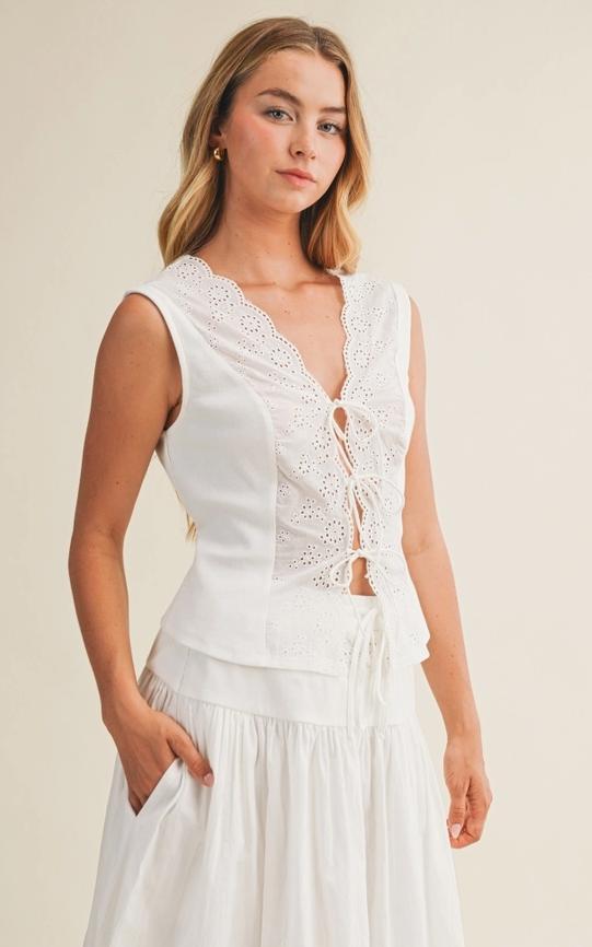 Eyelet and Rib Jersey Mixed Sleeveless Top (Off-White)