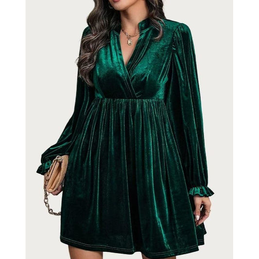 Charming Cutie Velvet Surplice Neck Relax Fit Mini Dress (Dark Green)