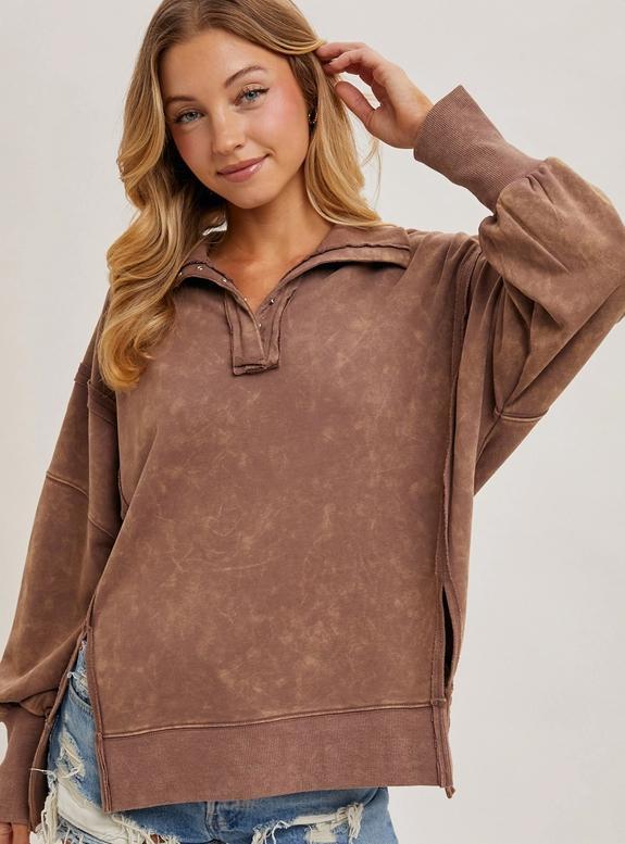 Washed Side Slit Henley Sweatshirt (Mocha)