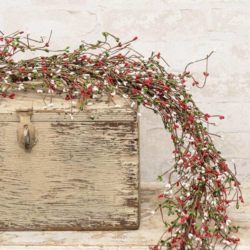 Pip Berry Garland - 4 ft. - Holiday Combo