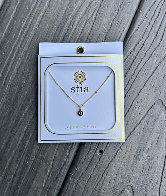 "Q" Necklace (Gold)