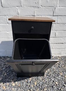 Amish Made Single Trash Can (Black with Oak Top)