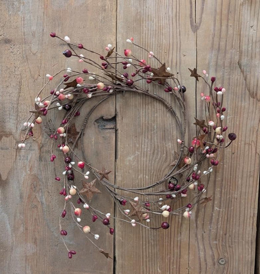 6.5" Large and Small Pip Berry with Rusty Stars Candle Ring