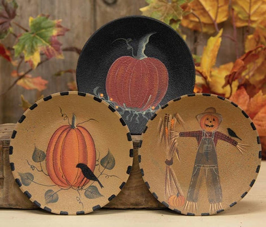 Scarecrow & Pumpkins Plate Assortment