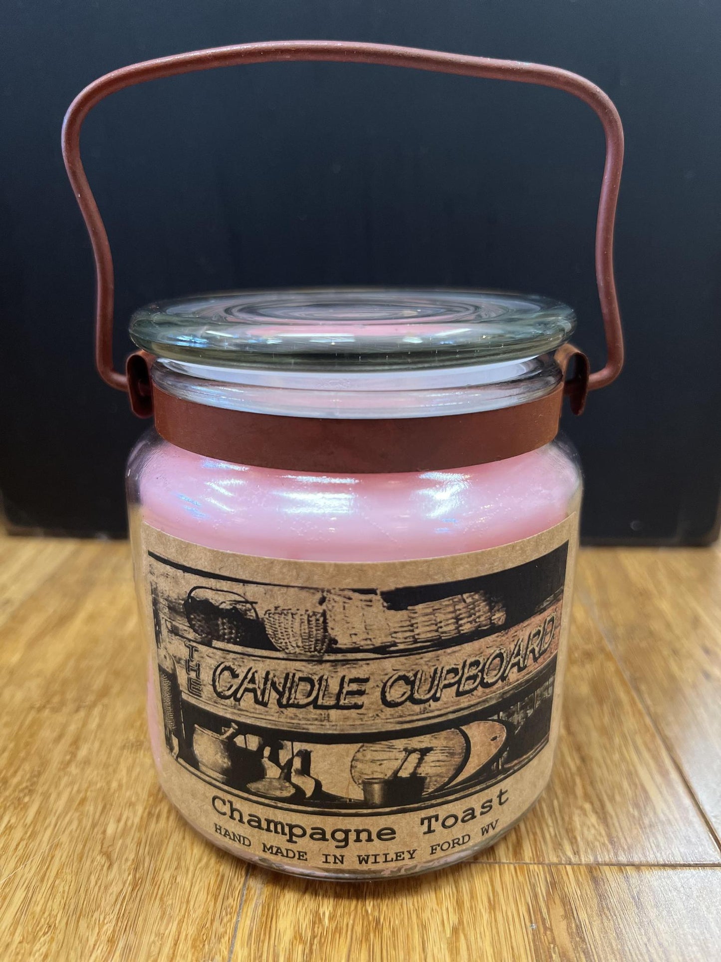 Champagne Toast 16oz Candle