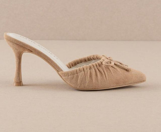 The Maven Sand Pointed Kitten Heel with Bow