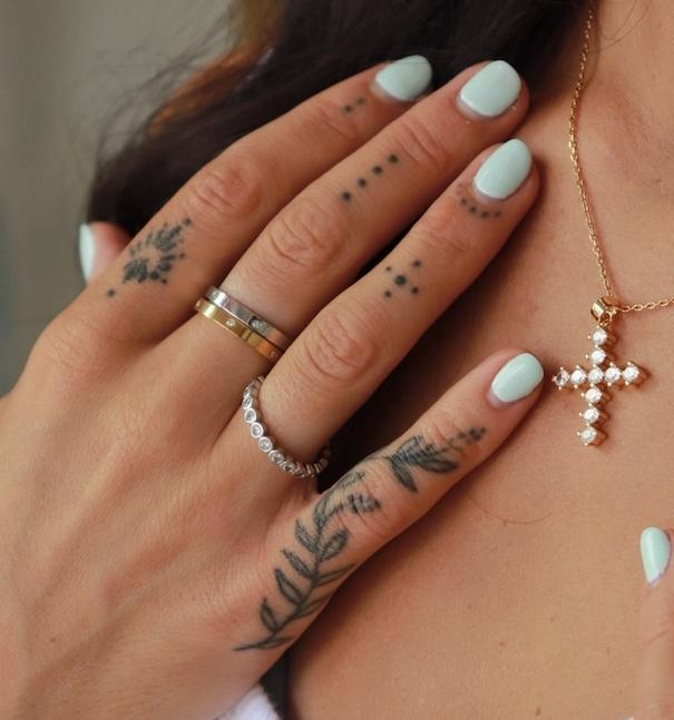Skinny Corinne Ring- Gold