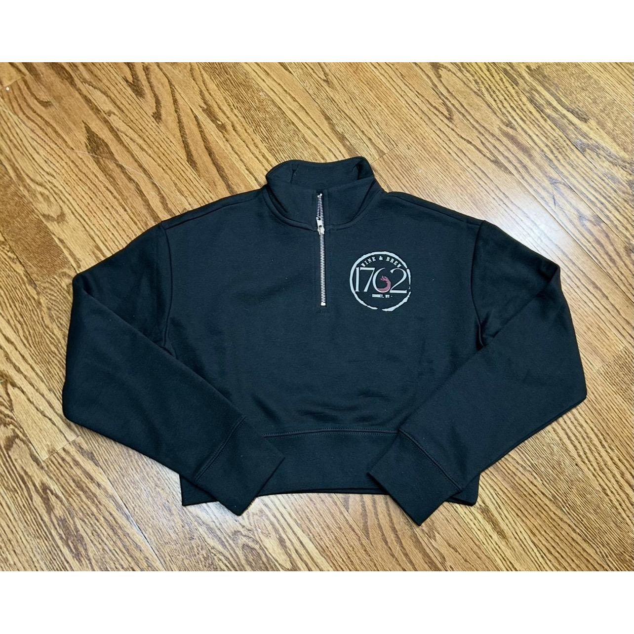 1762 Cropped Half Zip (Black)