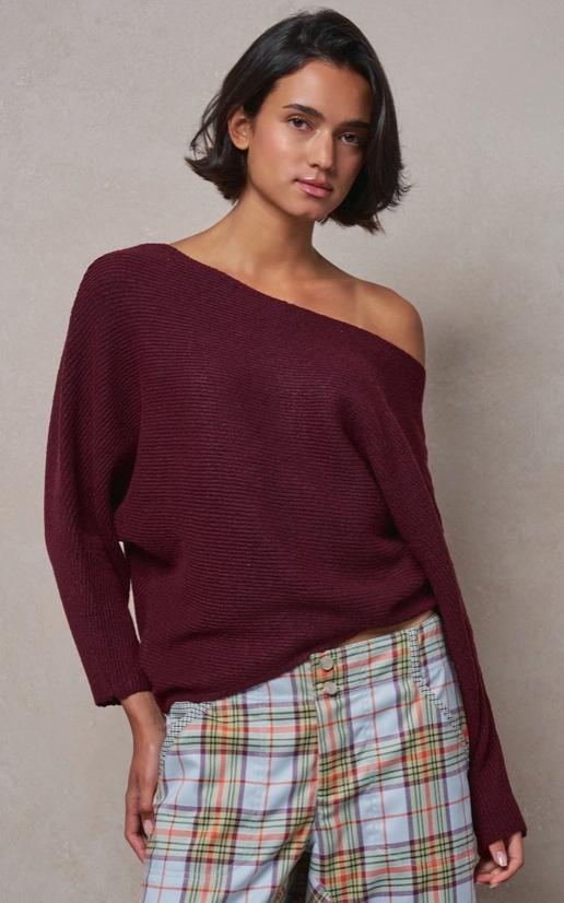 Dolman Sleeve Boat Neck Knit Sweater (Burgundy)