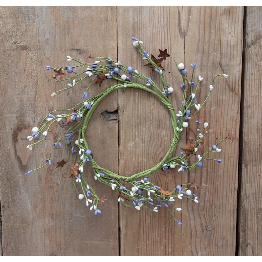 6.5" Large and Small Pip Berry with Rusty Stars Candle Ring
