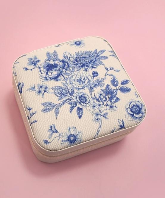 Designed Jewelry Organizer Travel Box Case