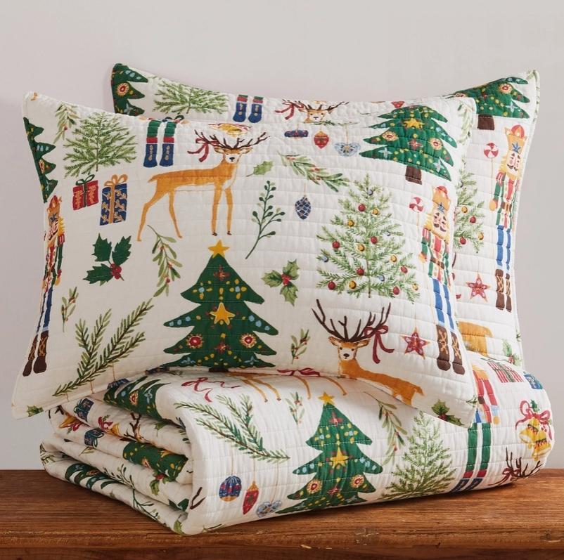 Nutcracker Quilt Set