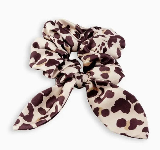 Peachy Scrunchie