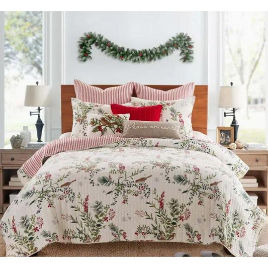 Winterberry Forest Reversible Quilt Set