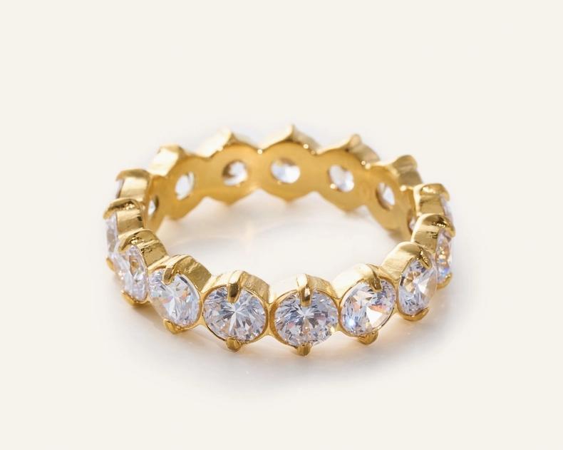 Ritz Circle Diamond Ring