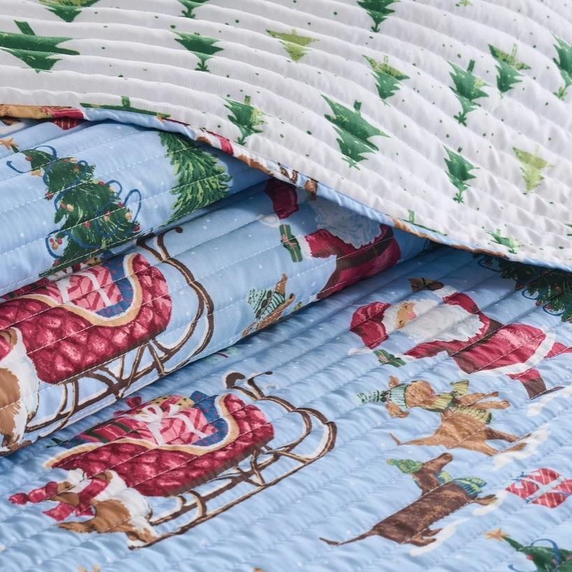 Santa's Gift Quilt Set