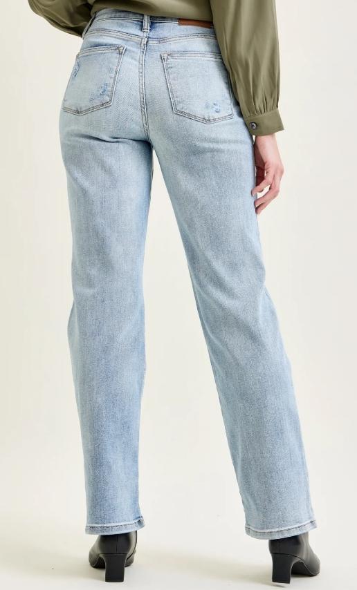 Judy Blue Light Wash Straight Leg Jeans