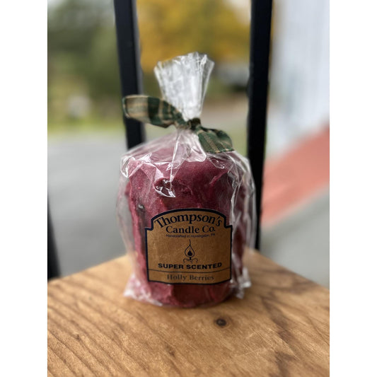Thompson's Candle Holly Berries Medium Chunk Candle