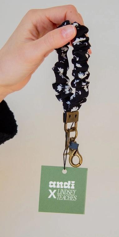 Onyx Floral Keychain
