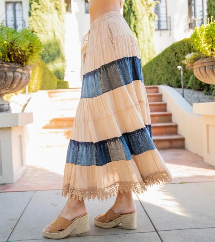 Women Long Tiered Western Skirt, Lined with Two Pockets (Latte)