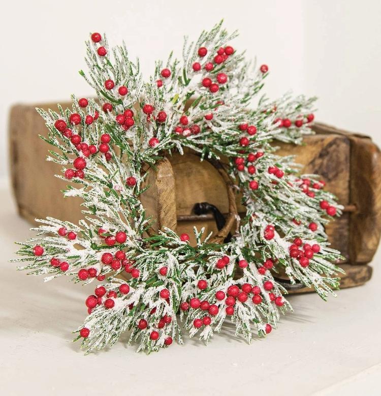 Frosted Pepper Berry & Pine Ring, 2"