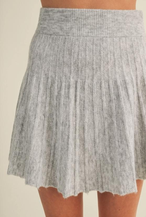 High-Waist Engineered Plissé Knit Skirt (Ice Grey)