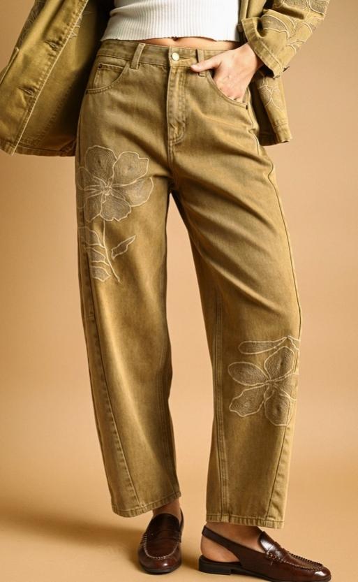 Embroidered Barrel Pants (Straw)